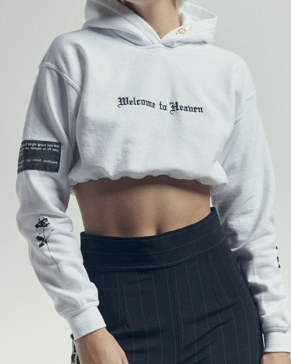 Sudadera Crop Top Welcome To Heaven